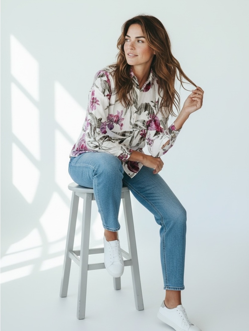 Tommy Bahama 100% Linen Floral button Women’s Small Tropical Coastal Blouse NWT - Picture 4 of 9